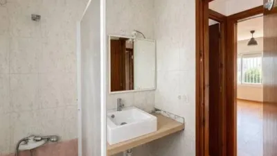 Chalet en calle calle Cirerers S-N photo 5