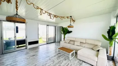 Attic in University Area photo 17