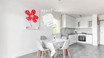 Apartment in Port Esportiu-Canyelles-Puig Rom photo 24