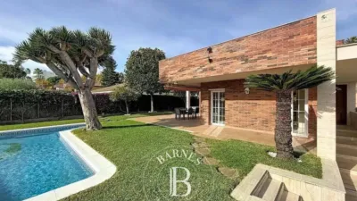 Chalet in Sant Vicenç de Montalt photo 2