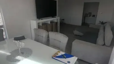 Flat on Calle del Poeta Salvador Selles photo 6