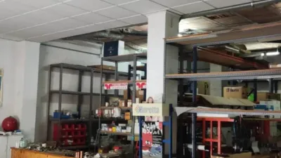 Local comercial en venta en Calle Santiago - Vista 2