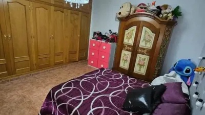 Casa – Dolores - Más