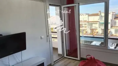 Apartment in Empuriabrava photo 5