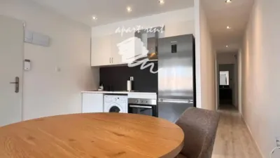Apartment in Centre photo 9