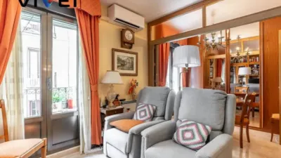 Apartment in Palacio photo 2