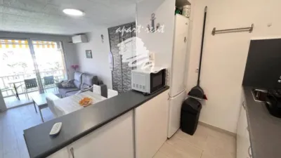 Apartment in Empuriabrava photo 11