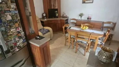 Casa – Dolores - Más