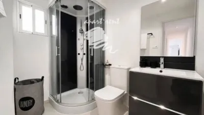 Apartment in Centre photo 14