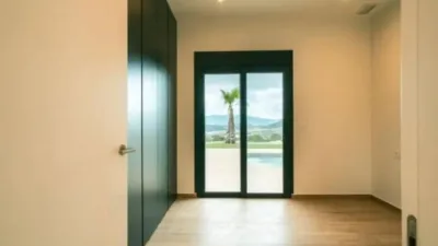 Chalet in Camarillas photo 6