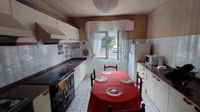 Chalet on Calle Lugar de Te, 125 photo 9