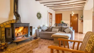 Rustic house in Camarillas photo 34