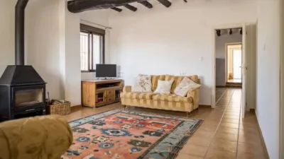 Rustic house in Camarillas photo 15