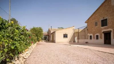 Rustic house in Camarillas photo 7