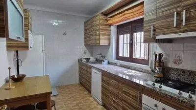 Chalet on Calle de la Alameda photo 7