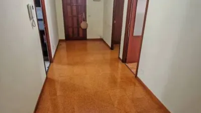 Apartment on Antonio Pedreira Ríos Street photo 5