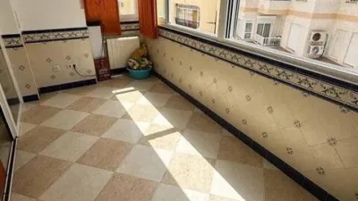 Apartment on Calle La Santamaria, 10 photo 5