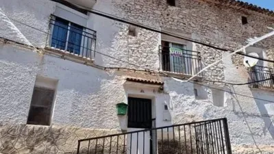 Chalet on Calle de San Blas photo 13