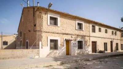 Rustic house in Camarillas photo 3