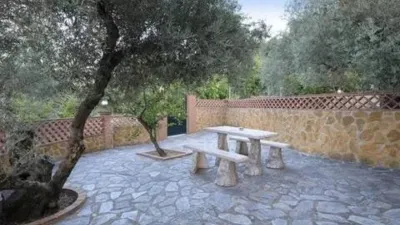 Rustic house on Calle Serrezuela S-N photo 31