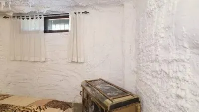 Rustic house on Calle Serrezuela S-N photo 24