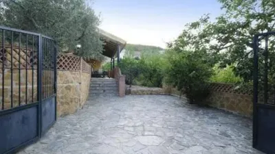 Rustic house on Calle Serrezuela S-N photo 19