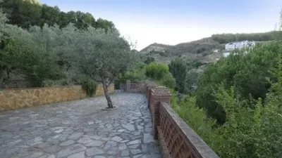 Rustic house on Calle Serrezuela S-N photo 35