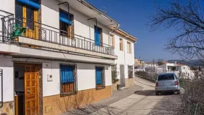Terraced house on Calle Aldea de Mures S-N photo 2