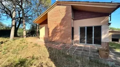 Casa rústica en Palau-solità i Plegamans photo 9