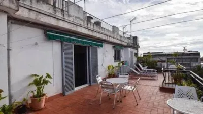 Top floor flat in Centre photo 2