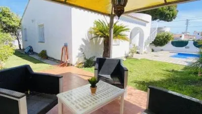 Chalet on Avinguda de Madrid photo 41