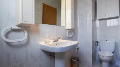Top floor flat in Centre photo 13