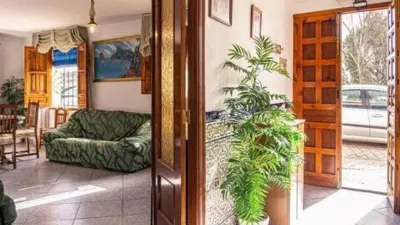 Terraced house on Calle Aldea de Mures S-N photo 4