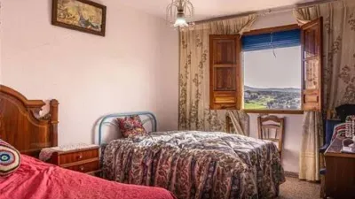 Terraced house on Calle Aldea de Mures S-N photo 12