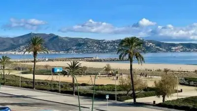 Apartment in Empuriabrava photo 2