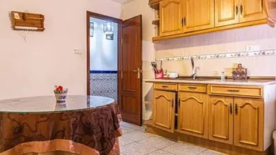 Terraced house on Calle Aldea de Mures S-N photo 8