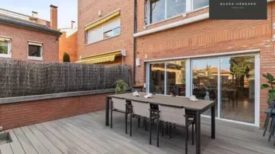 Townhouse in L'Eixample-Torreblanca photo 2