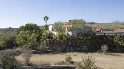Chalet on Calle San Miguel photo 7