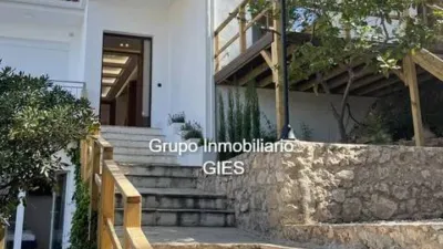 Chalet on Calle A, 102 U photo 4
