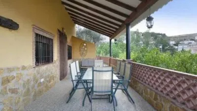 Rustic house on Calle Serrezuela S-N photo 8