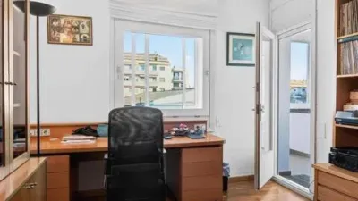 Apartment in Centre photo 12