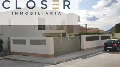 Chalet on Carrer de Safareig photo 4