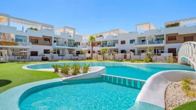 Piso – Torrevieja, Urbanización Los Balcones - Vista 4