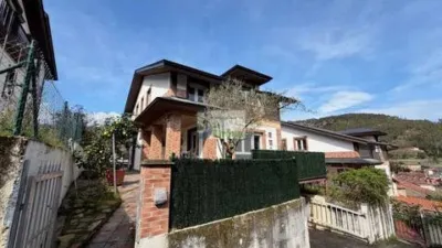 Chalet on Calle Barrio Miono, 1 photo 2