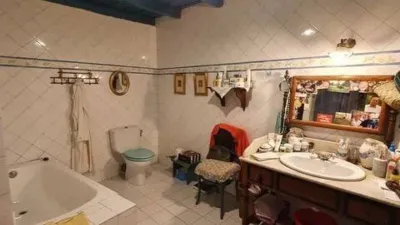 Chalet on Calle Campoo de Suso S-N photo 17