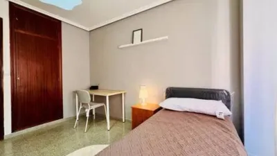 Apartment in Ensanche photo 13
