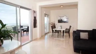 Apartment in Carrer de los Geranios photo 3
