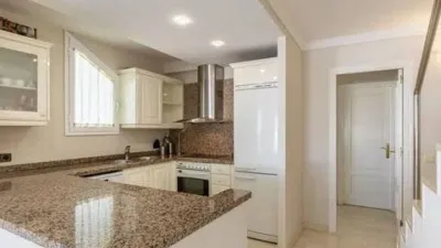 Apartment on Gran Via de les Penyes Rotges photo 7
