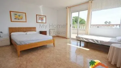 Chalet on Calle Baixada Costa de Llevant S-N photo 13