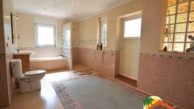 Chalet on Carrer Versalles photo 21